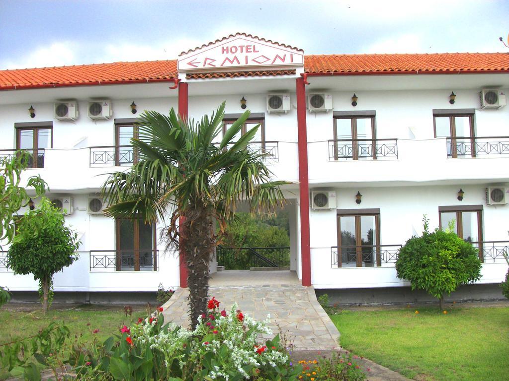 Hotel Ermioni Каламици Экстерьер фото